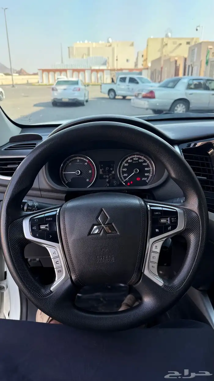 ميتسوبيشي L200 16