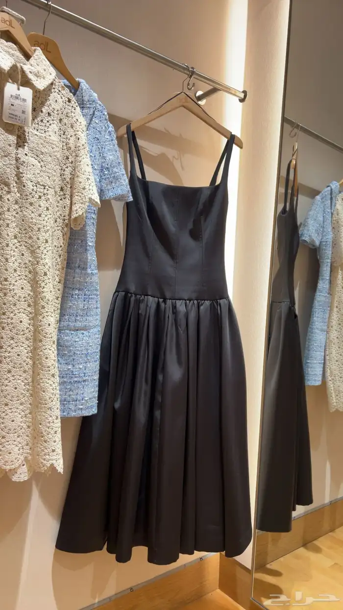 فستان نسائي 0