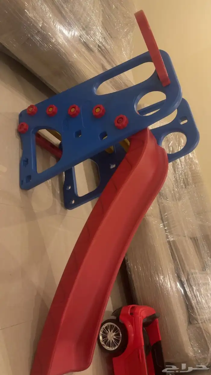 سيارة اطفال كهربائيه زحليقة اطفال (نظيييفه) 1