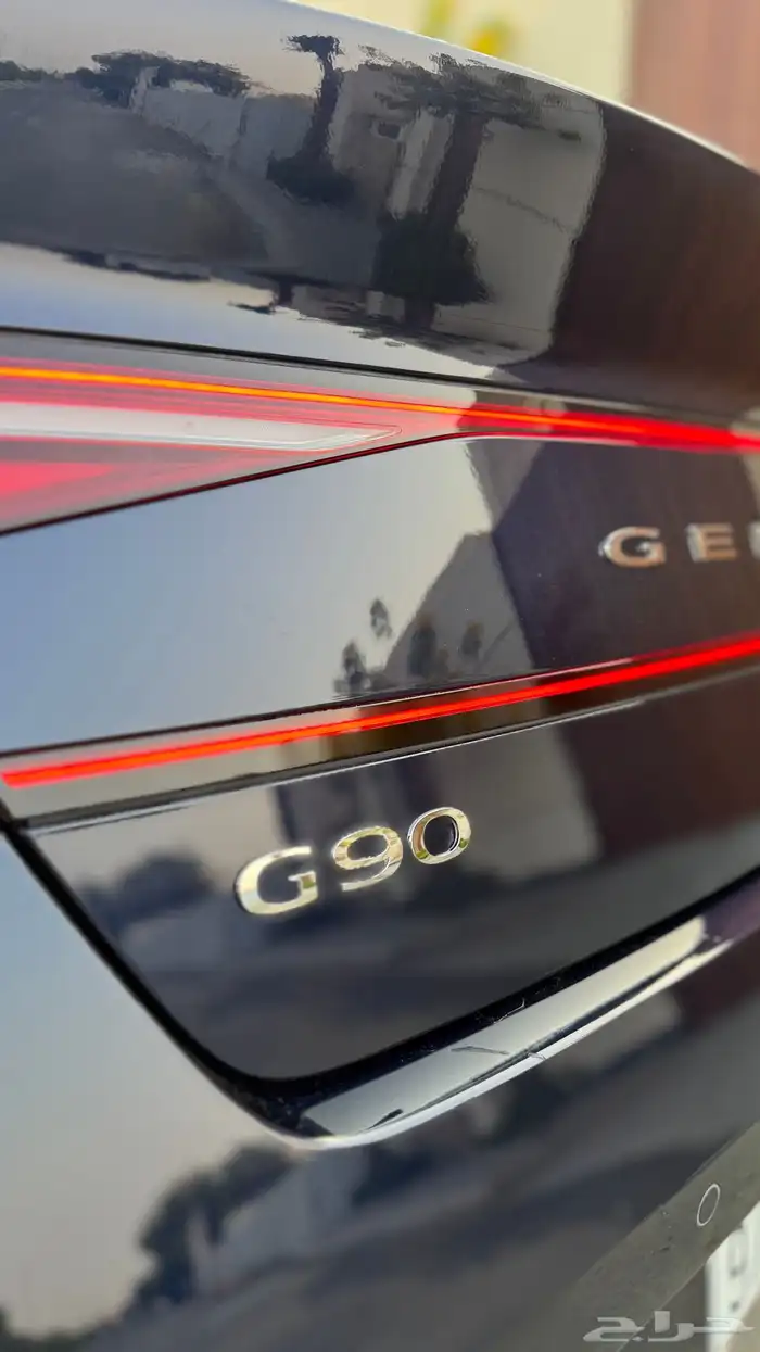 2025 جينيسس G90 8