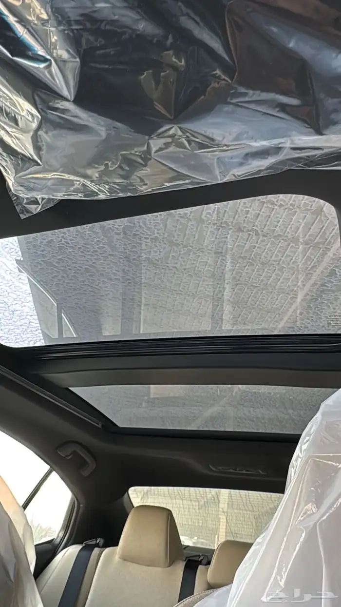 تويوتا كامري LE هايبرد 2025 10