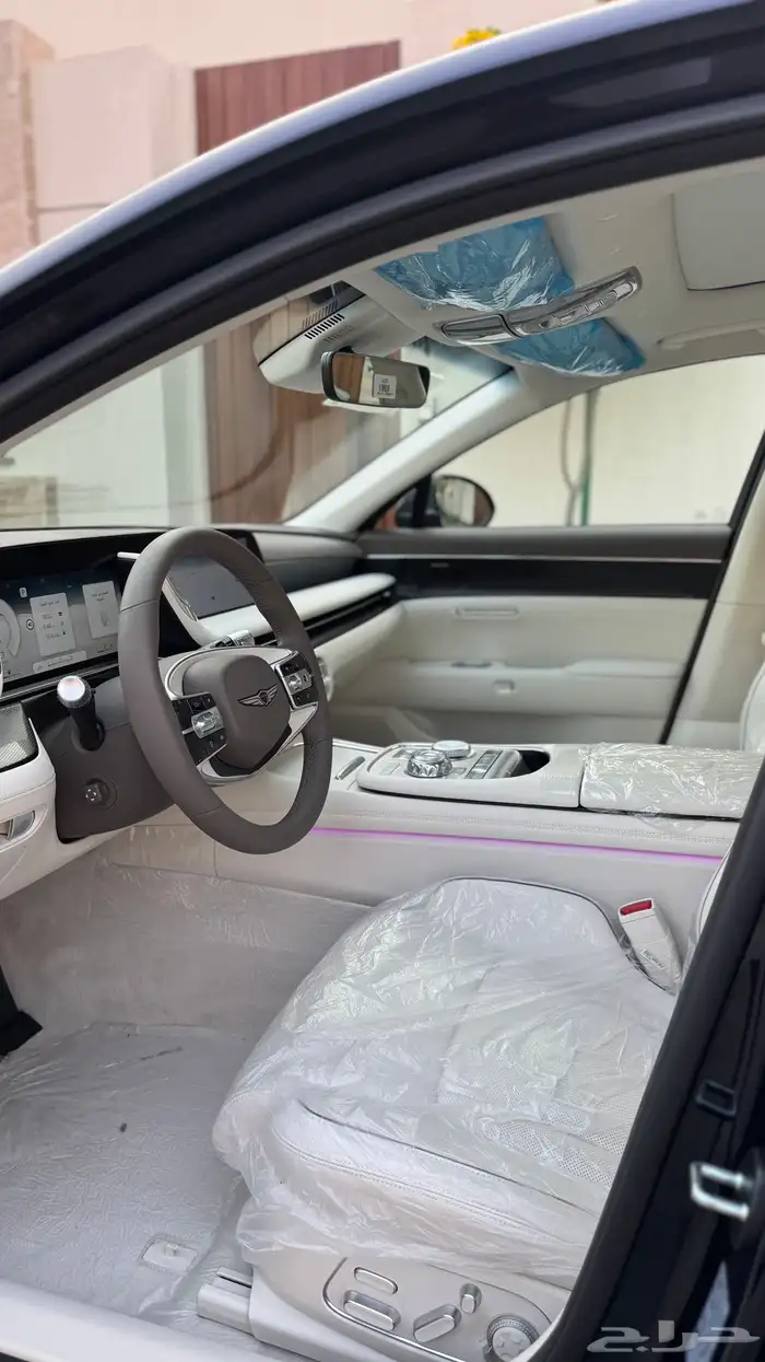 2025 جينيسس G90 13