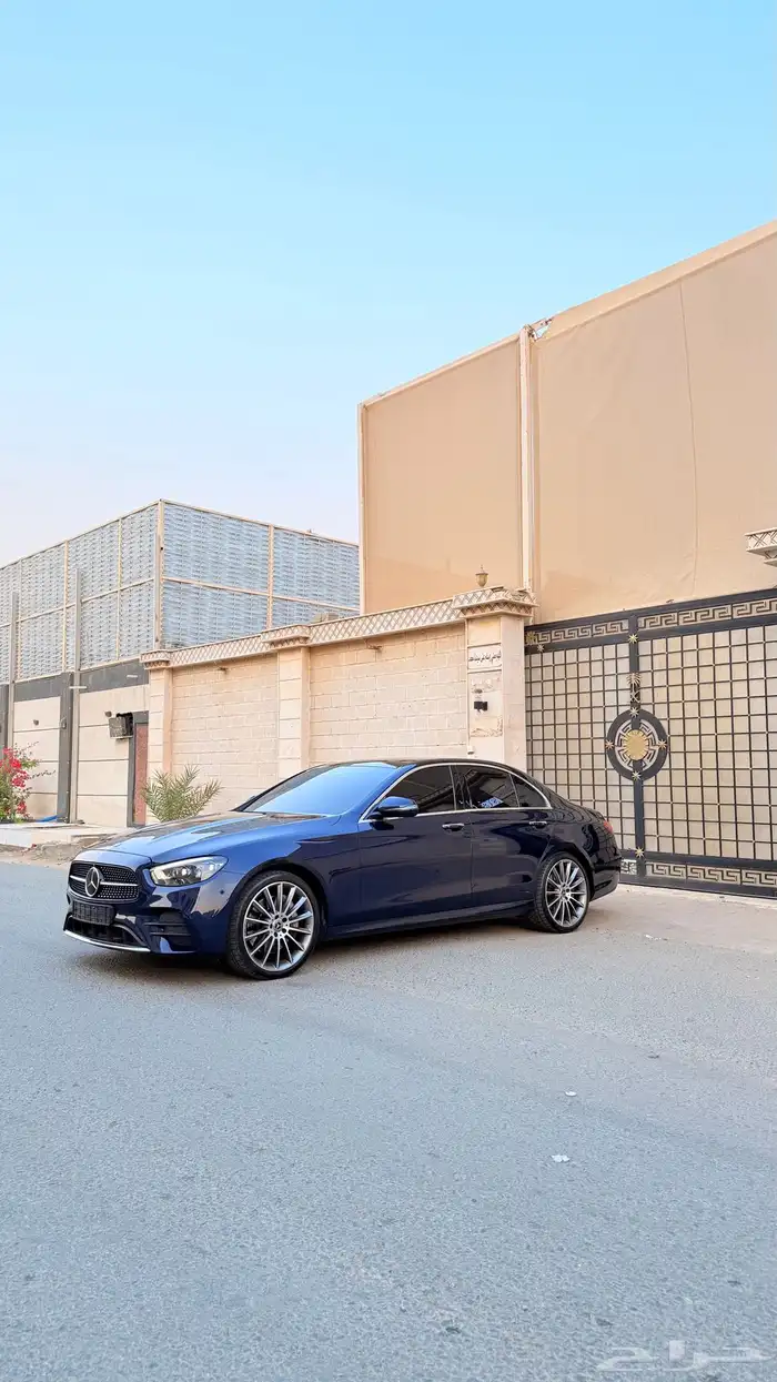 مرسيدس E350 AMG 2021 ( بنزين ) بحالة الوكالة 4