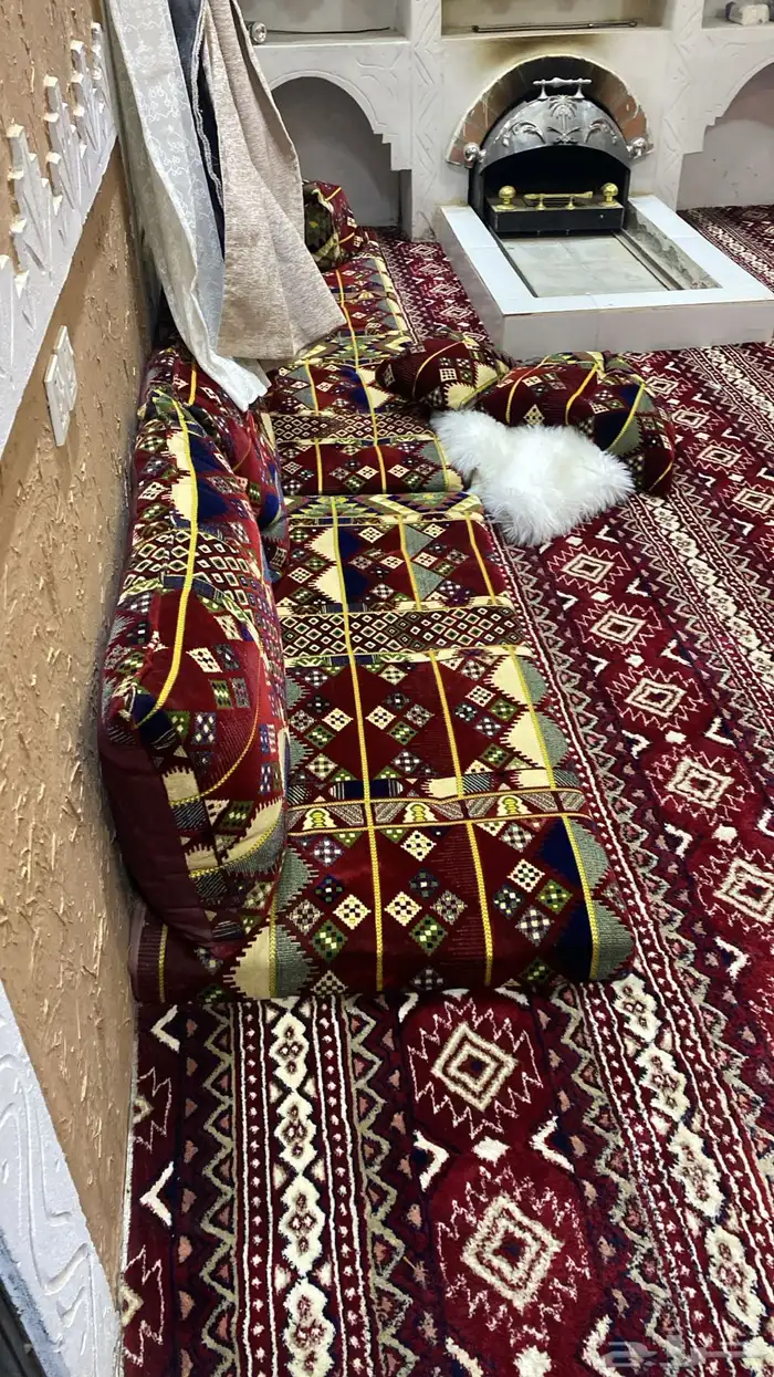 مجلس شعبي كامل مع الفرشه استخدام بسيط 2