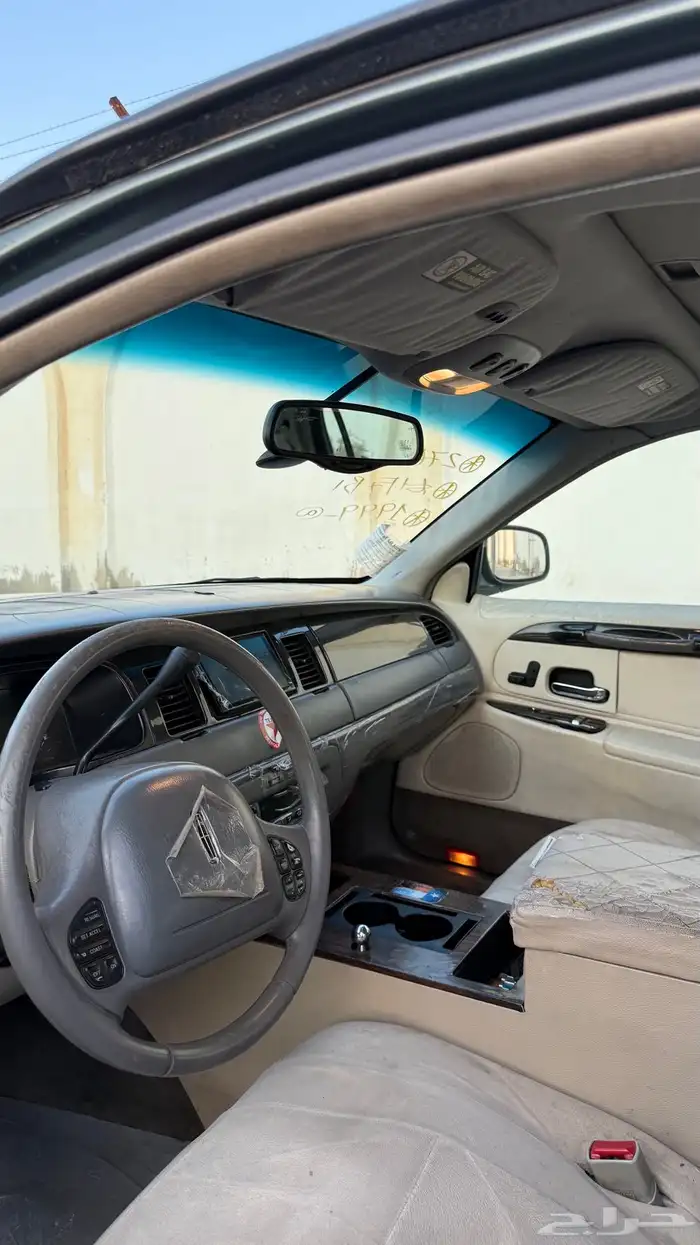 لنكون تاون كار 16