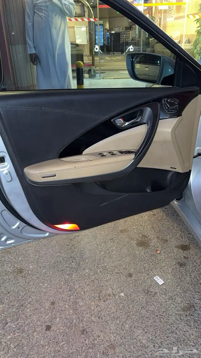 للبيع ازيرا 2015 فل كامل 10