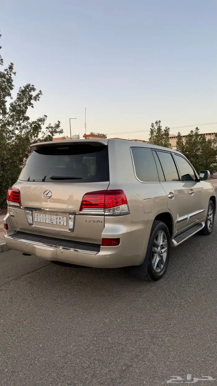 جيب لكزس 570 LX 0