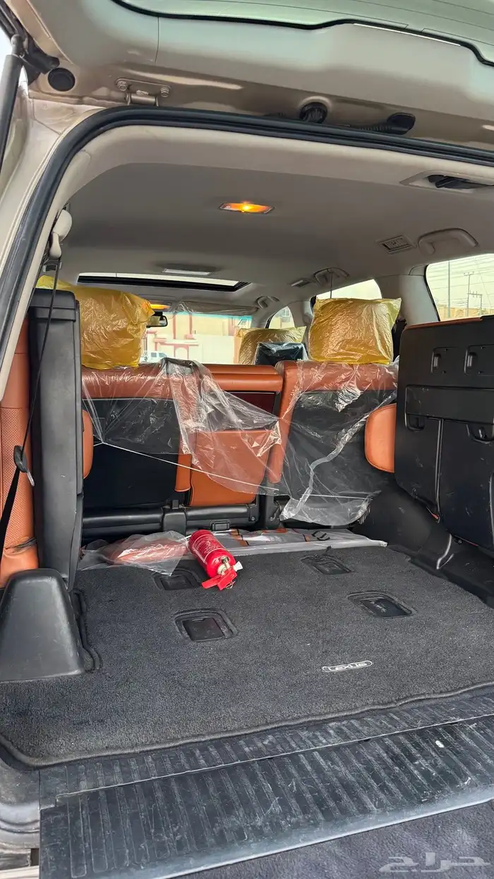 جيب لكزس 570 LX 8