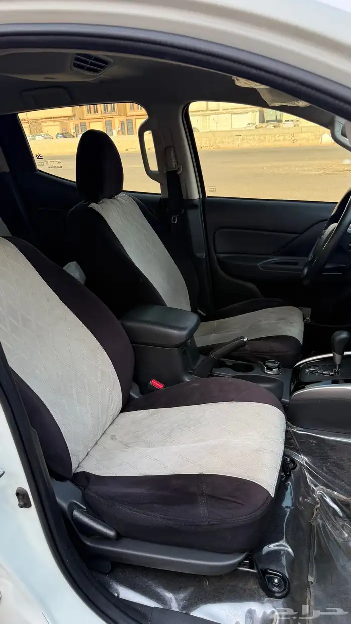 ميتسوبيشي L200 22