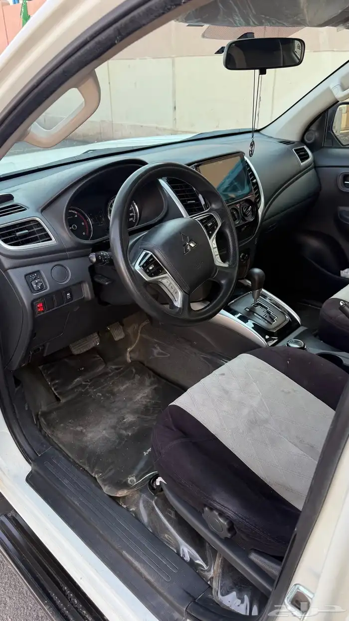 ميتسوبيشي L200 15