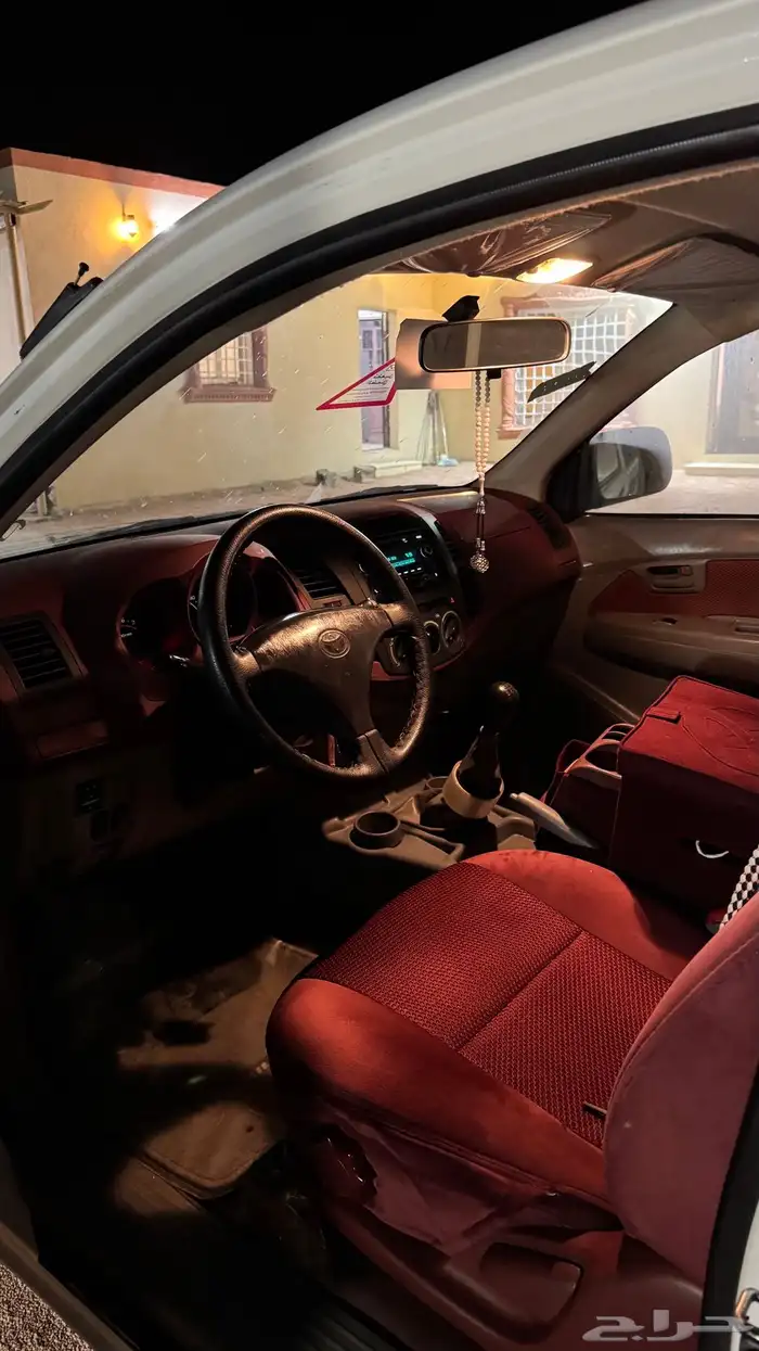 هايلكس 2010 تحمل لوحه شبه مميزه 3