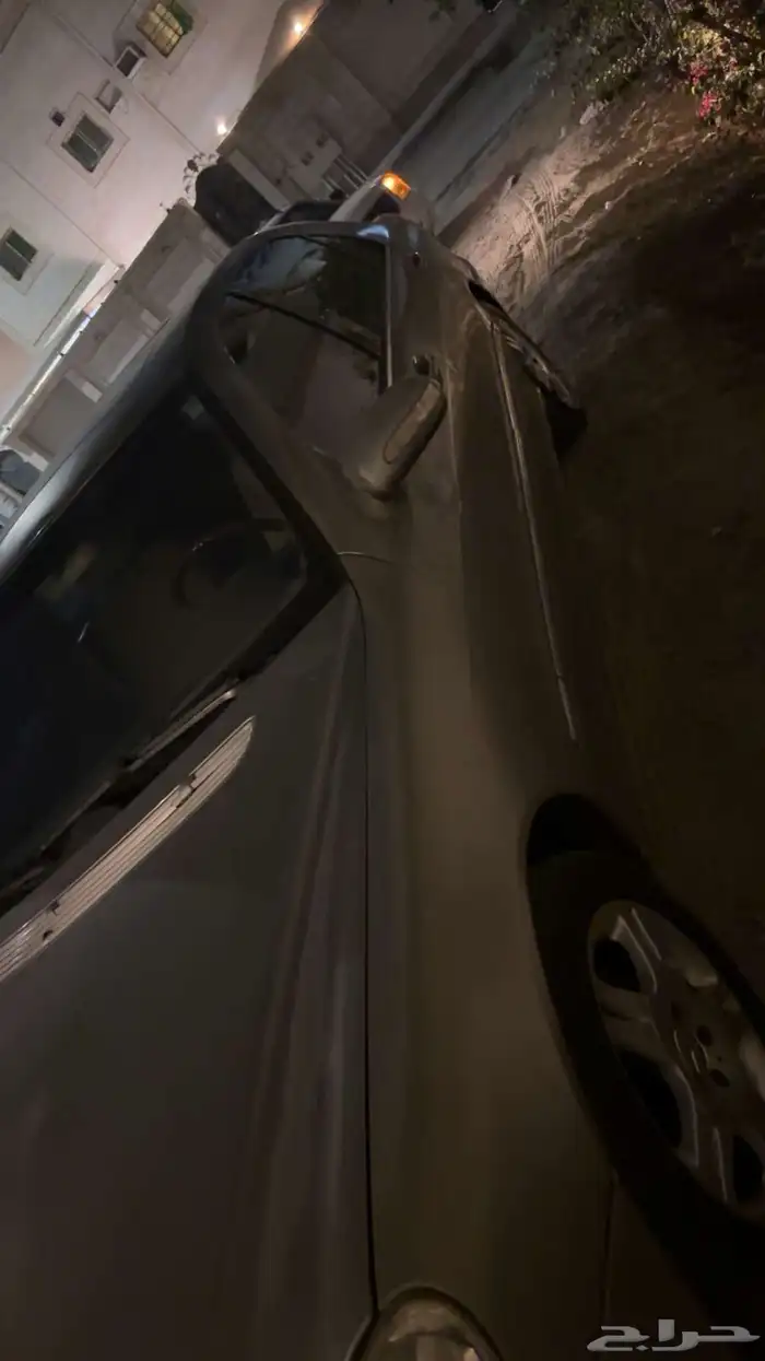 للبيع مارسيدس فياقرا 2003 3