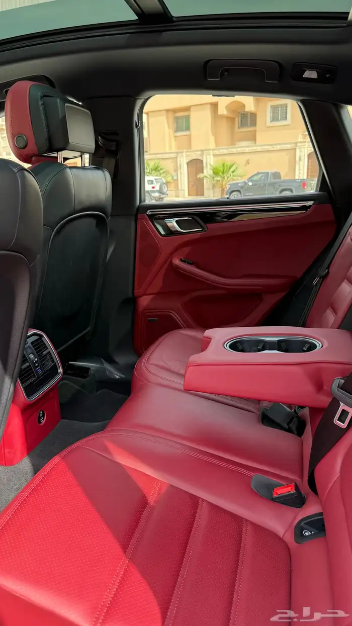 بورش ماكن 2023 GTS 6