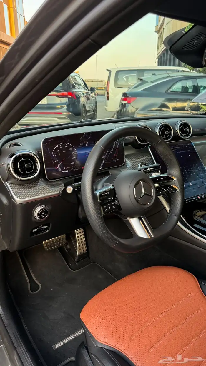 مرسيدس c200 شبه زيرو 2024 11