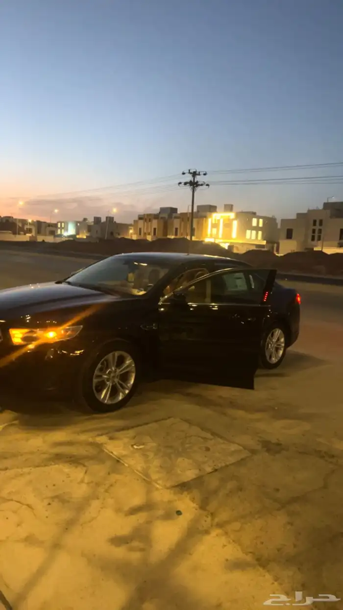 فورد تورس مديل 2014 نظيف 8