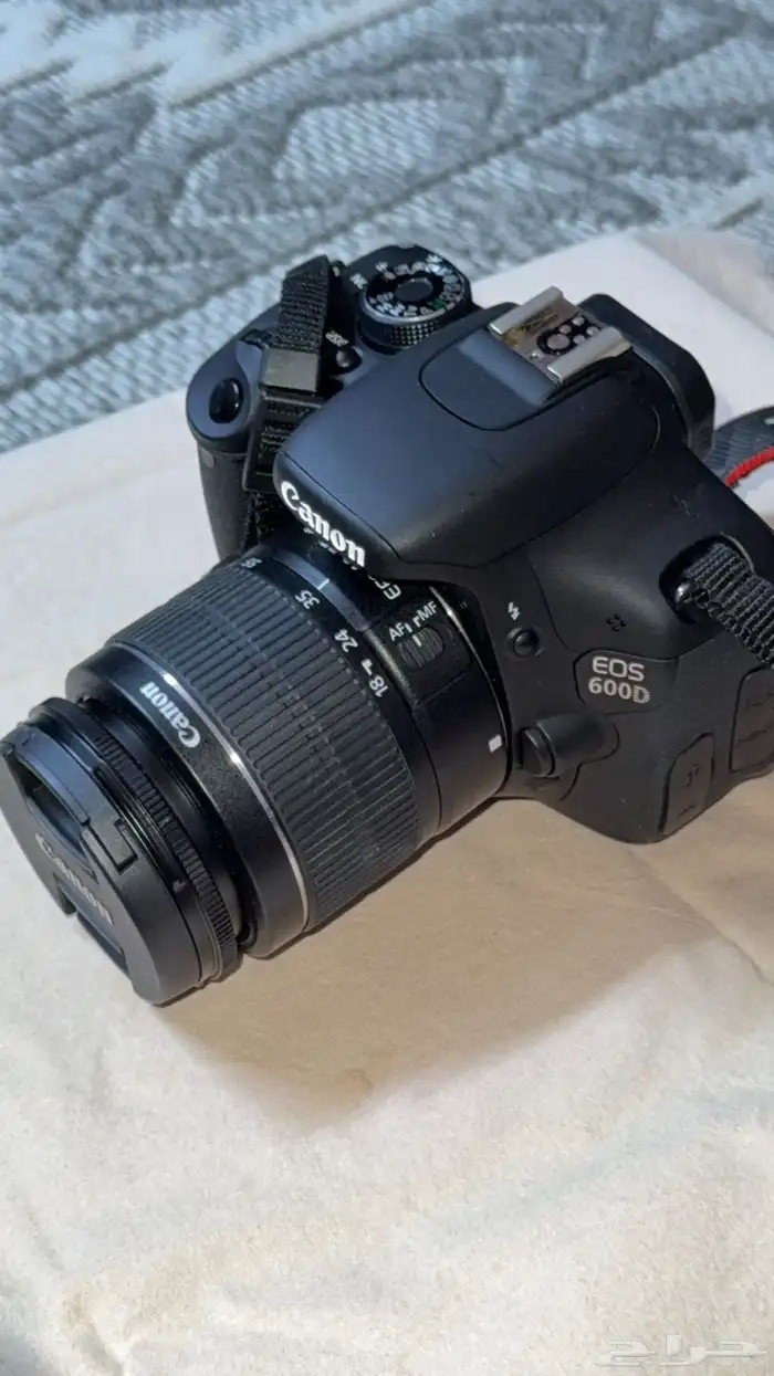 للبيع CANON EOS 600D 4