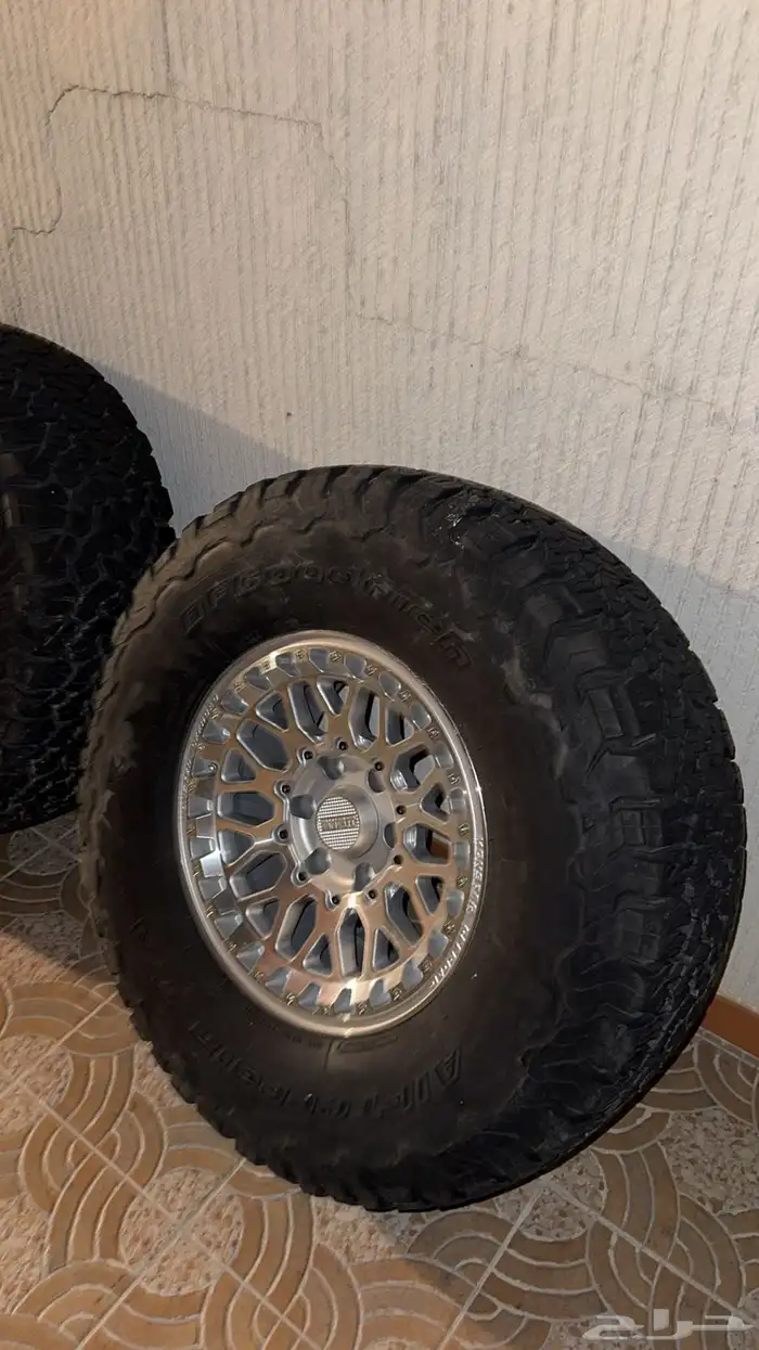 جنوط تيتان مع كفرات بي اف قودريتش 315 4