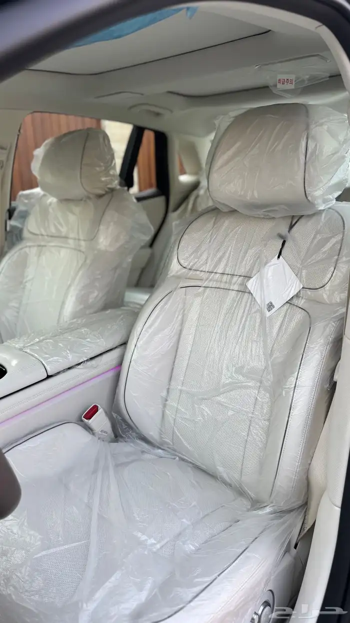 2025 جينيسس G90 14