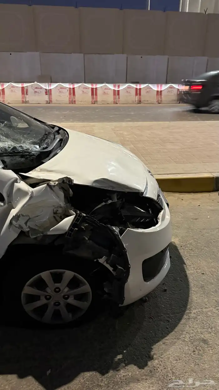 كيا ريو 2016 هاتشباك مصدومة استمارة جديدة 0