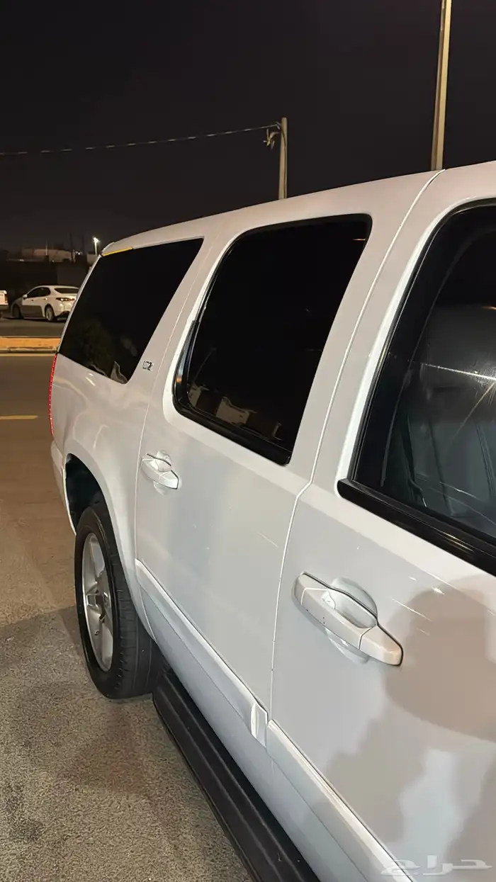 للبيع  شيفروليه تاهو 2007 LTZ   اللون أبيض   دبل 2