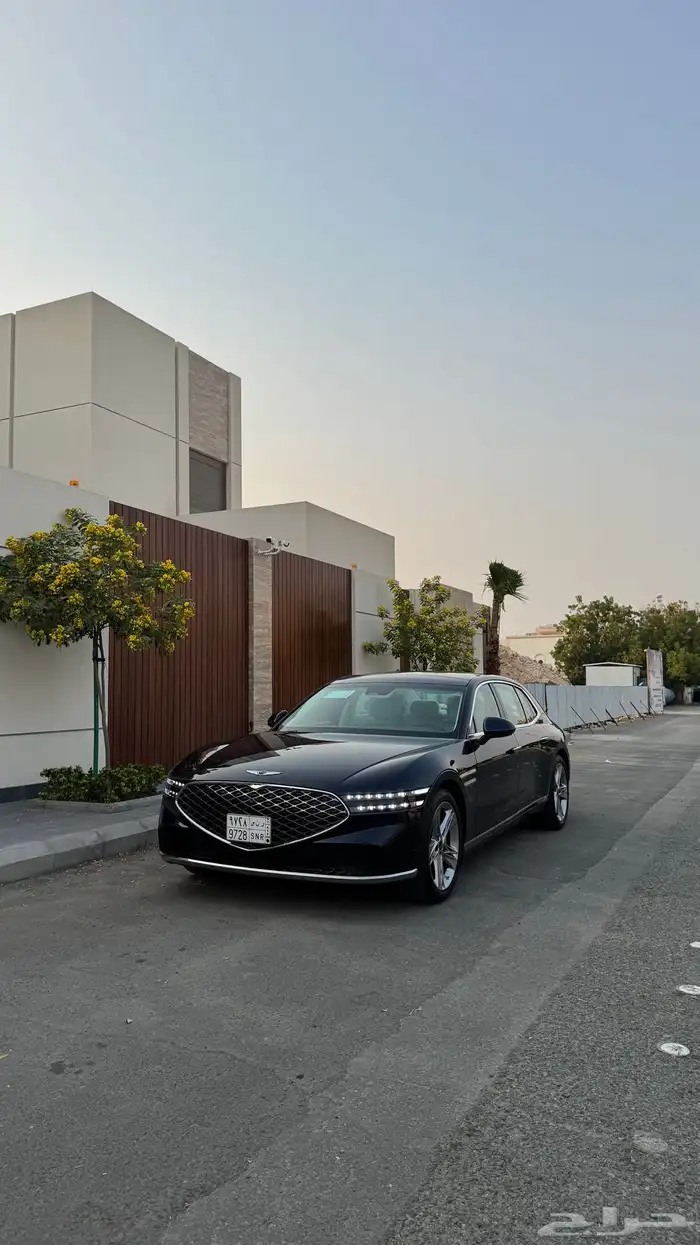 2025 جينيسس G90 0