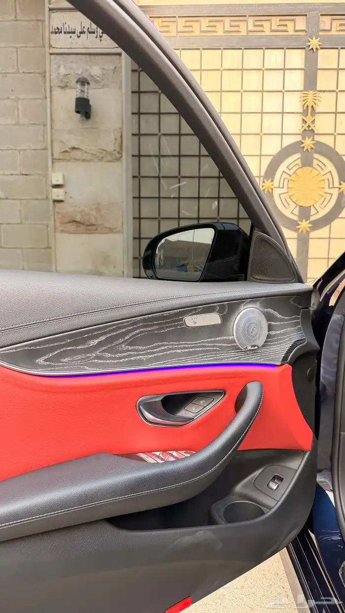 مرسيدس E350 AMG 2021 ( بنزين ) بحالة الوكالة 11