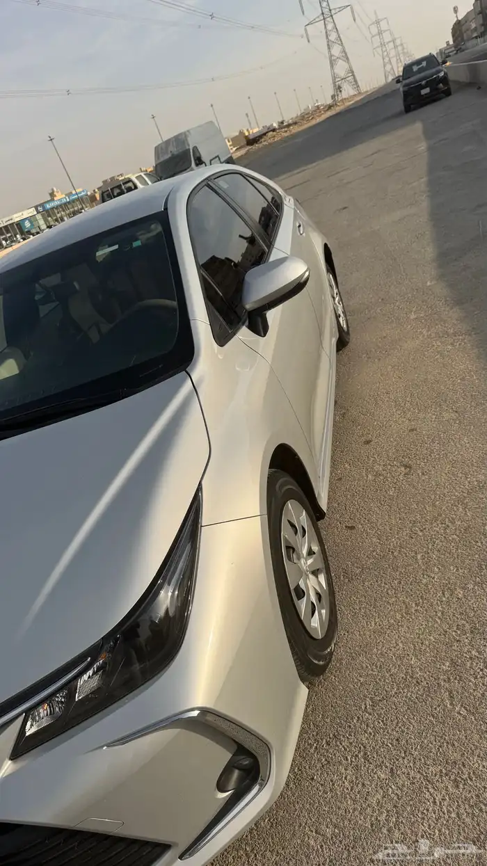 تويوتا كورولا 2024 xli 2000 0