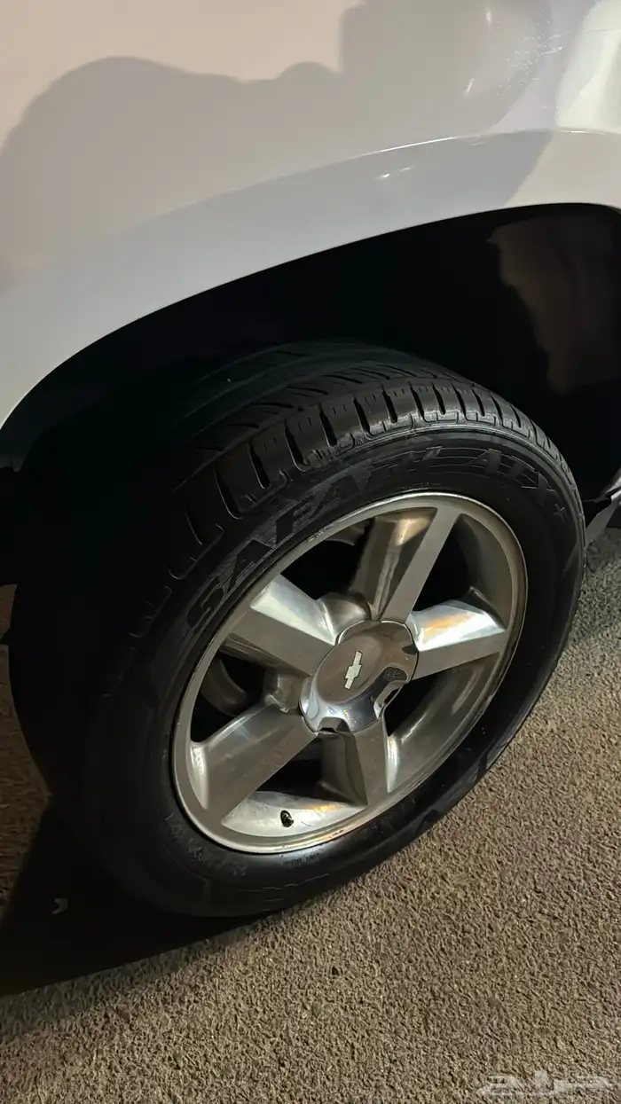 للبيع  شيفروليه تاهو 2007 LTZ   اللون أبيض   دبل 17