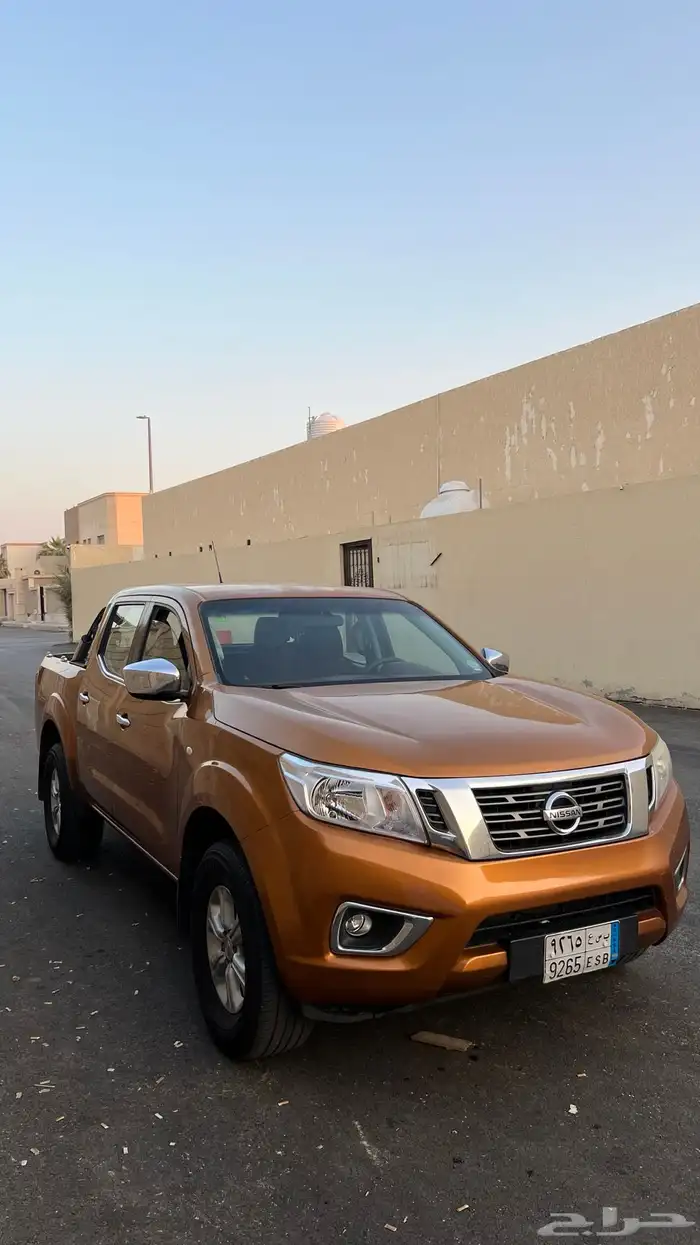 للبيع نفارا 2016 بنزين 4