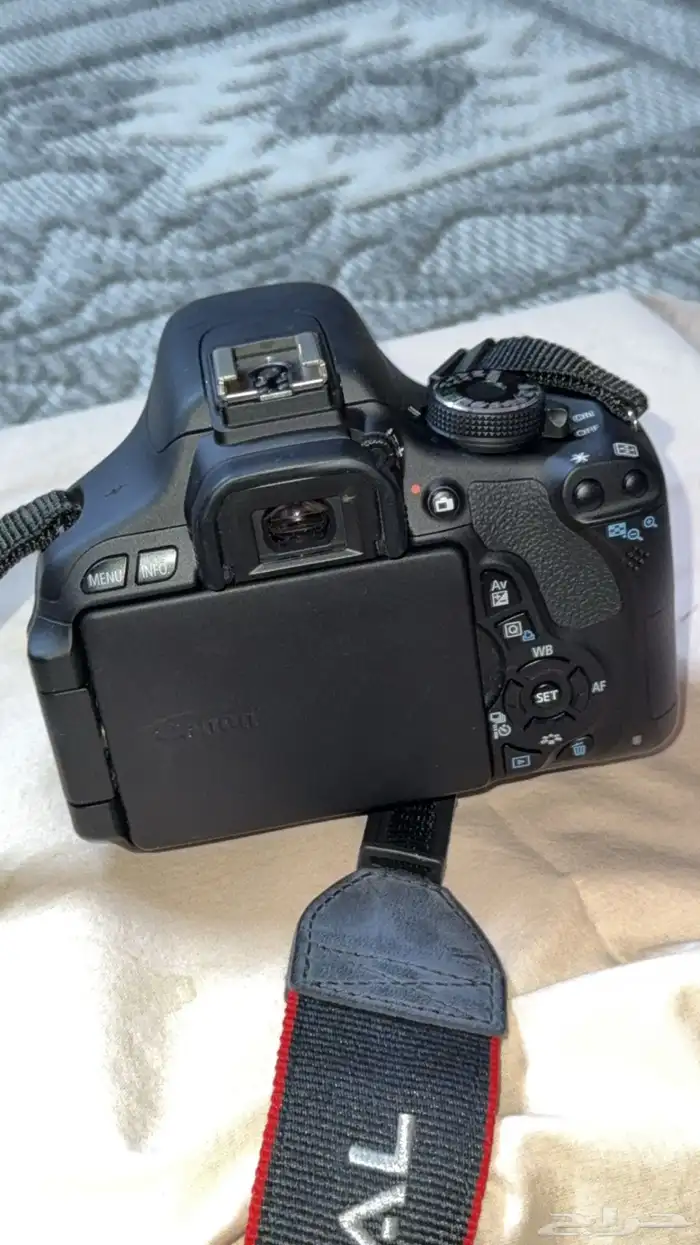 للبيع CANON EOS 600D 2