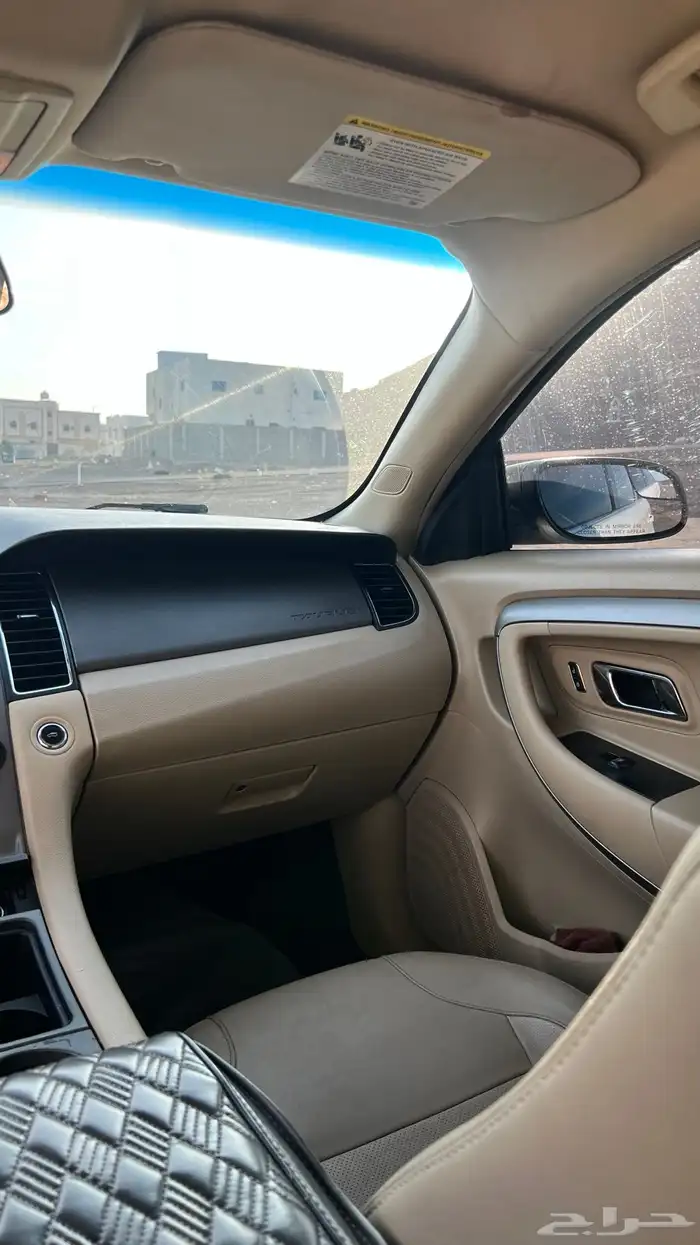 للبيع فورد تورس موديل 2013 9