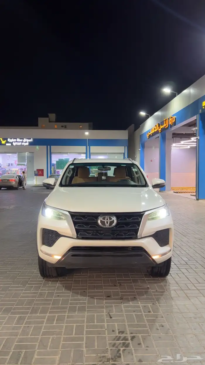 فورتشنر 2022 بنزين 4 سلندر دبل 0