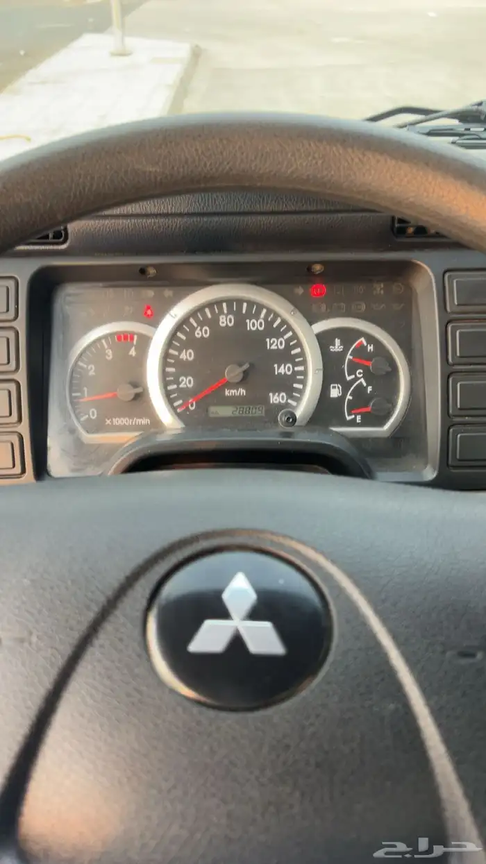 دينا فوزو ميتسوبيشي 12