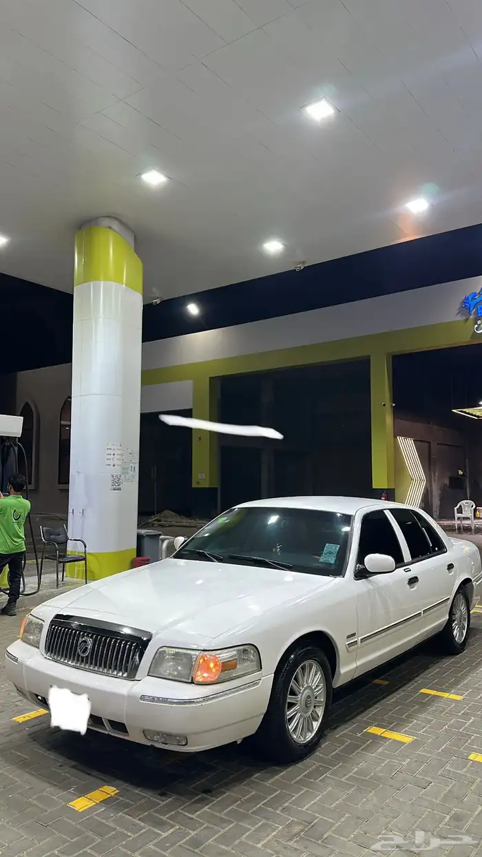 فورد قراند ماركيز موديل 2011 11