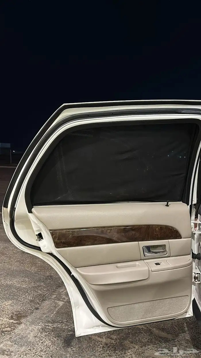 فورد قراند ماركيز موديل 2011 2