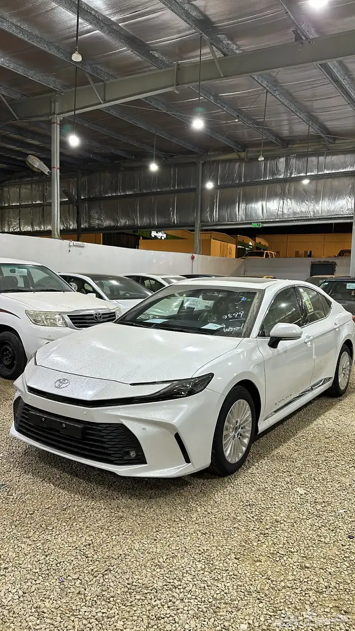 كامري 2025 بنزين فتحه اصفار بطاقة جمركية اقل سعر كاش وبنك 5