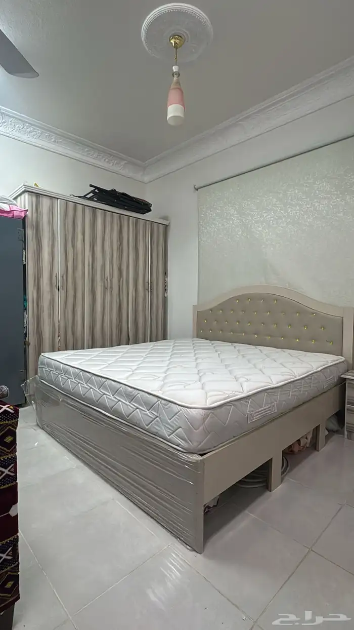 سرير نوم بدون مرتبة 0