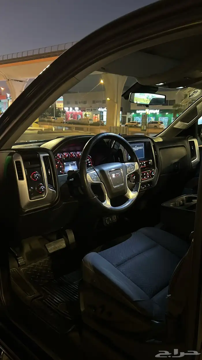 للبيع سييرا 2015 z71 9