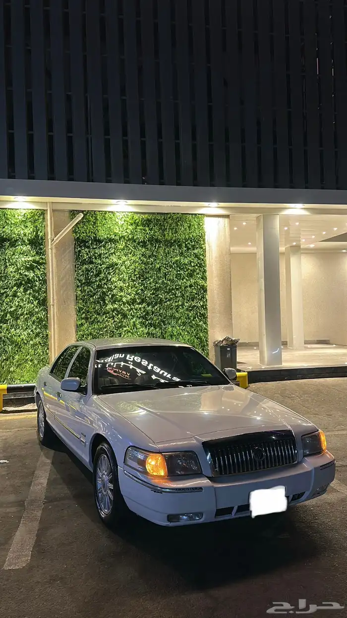 فورد قراند ماركيز موديل 2011 0