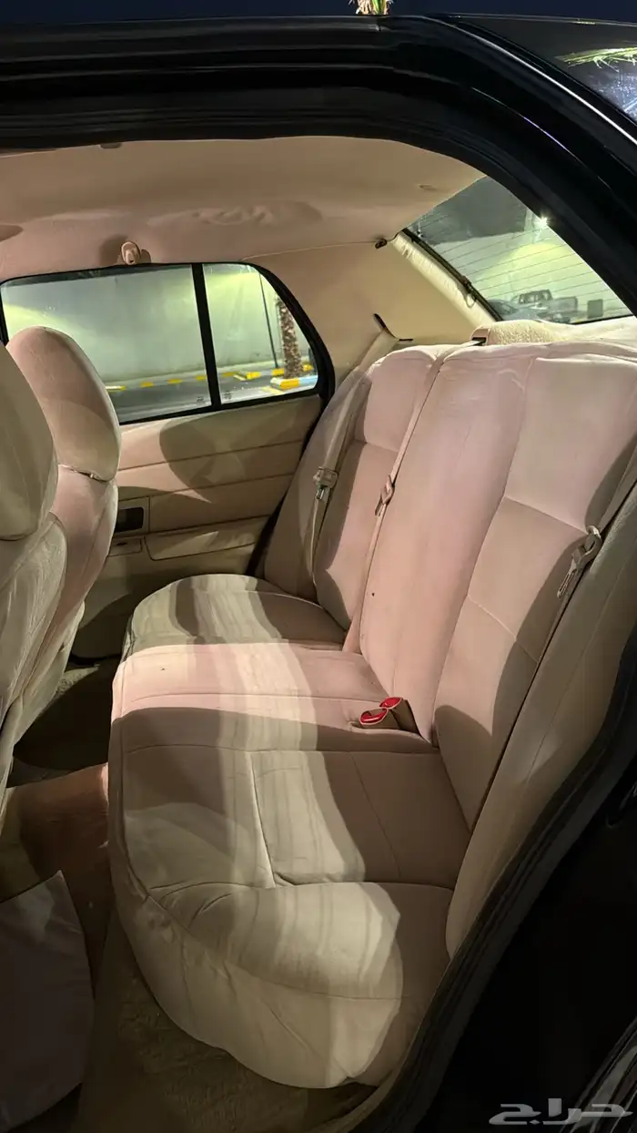 فورد فكتوريا بوليسي 2011 9