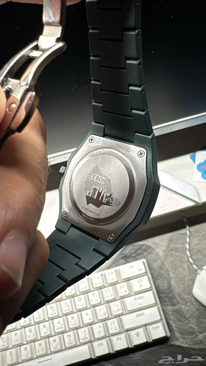 ساعة زايروس ( مستعمله بحالة جيده ) 1