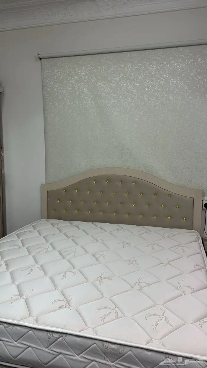 سرير نوم بدون مرتبة 1