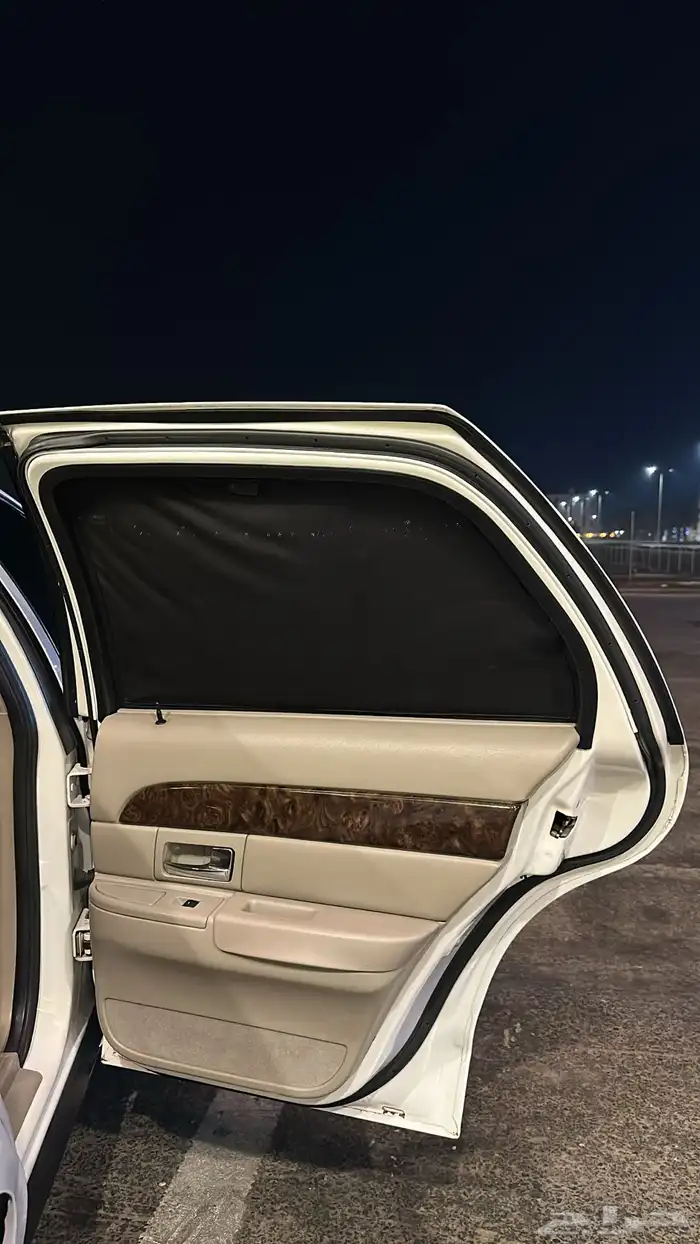 فورد قراند ماركيز موديل 2011 4