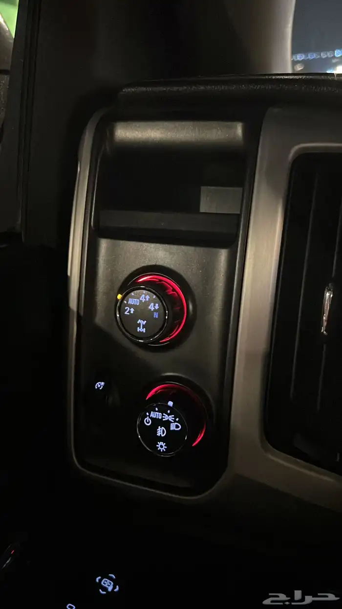 للبيع سييرا 2015 z71 16