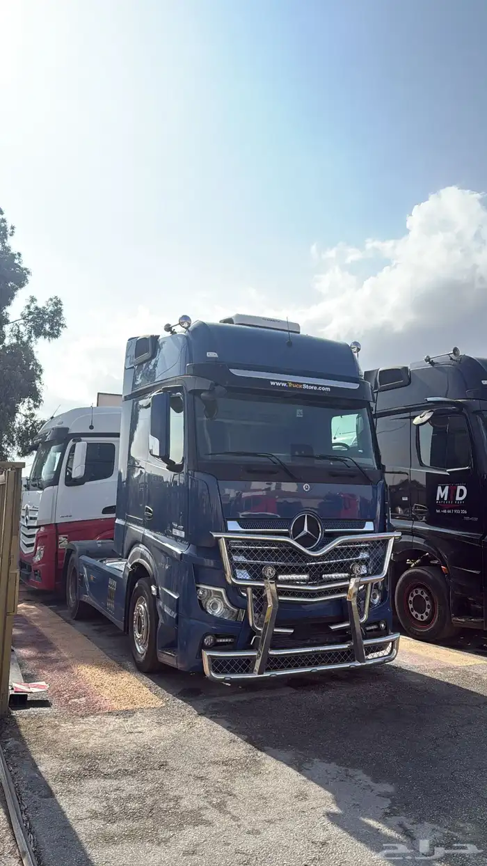 راس تريلا لسحب التيادر تبوك إلى الرياض القصيم 0