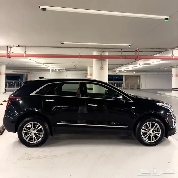 كاديلاك XT5 فل بريميوم لاكجري 4