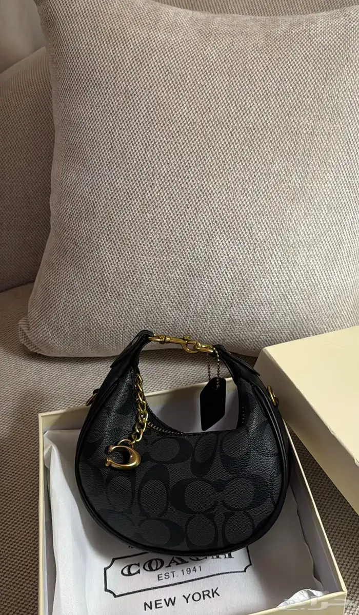 شنطة ميني كوتش اسود ورمادي 3