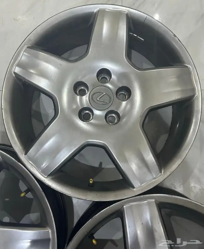 اعرض لكم شمعتين سكويا وثلاث جنوط لكزس LS430 2006 1