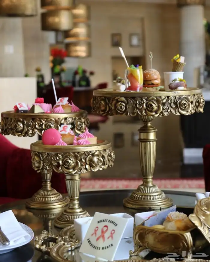 تقبيل محل ورد 57