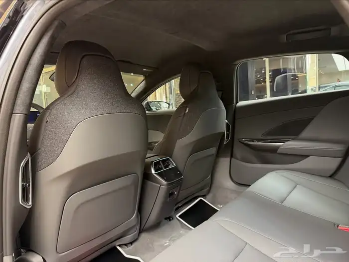 Lucid Air Pure 2025 NEW 6